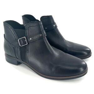 Clarks Women's‎ Trish Chelsea Boot Black Size 6.5 Ortho Cushioned Insole New